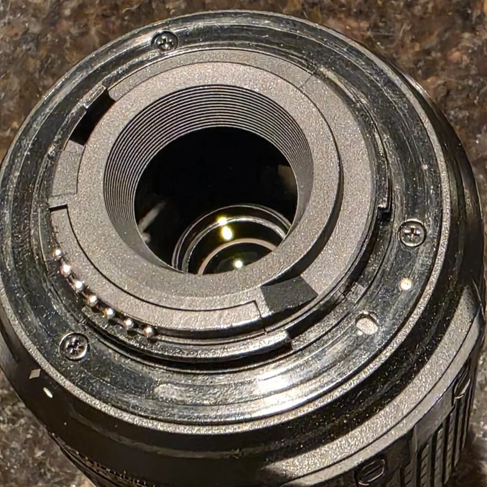 Nikkon DX AF-S Nikkor 55-200mm 1:4-5 Camera lens